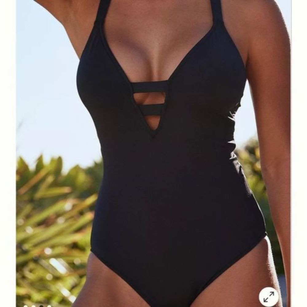 Anthropologie x Seafolly Active V-Neck One-Piece Swimsuit Size 10